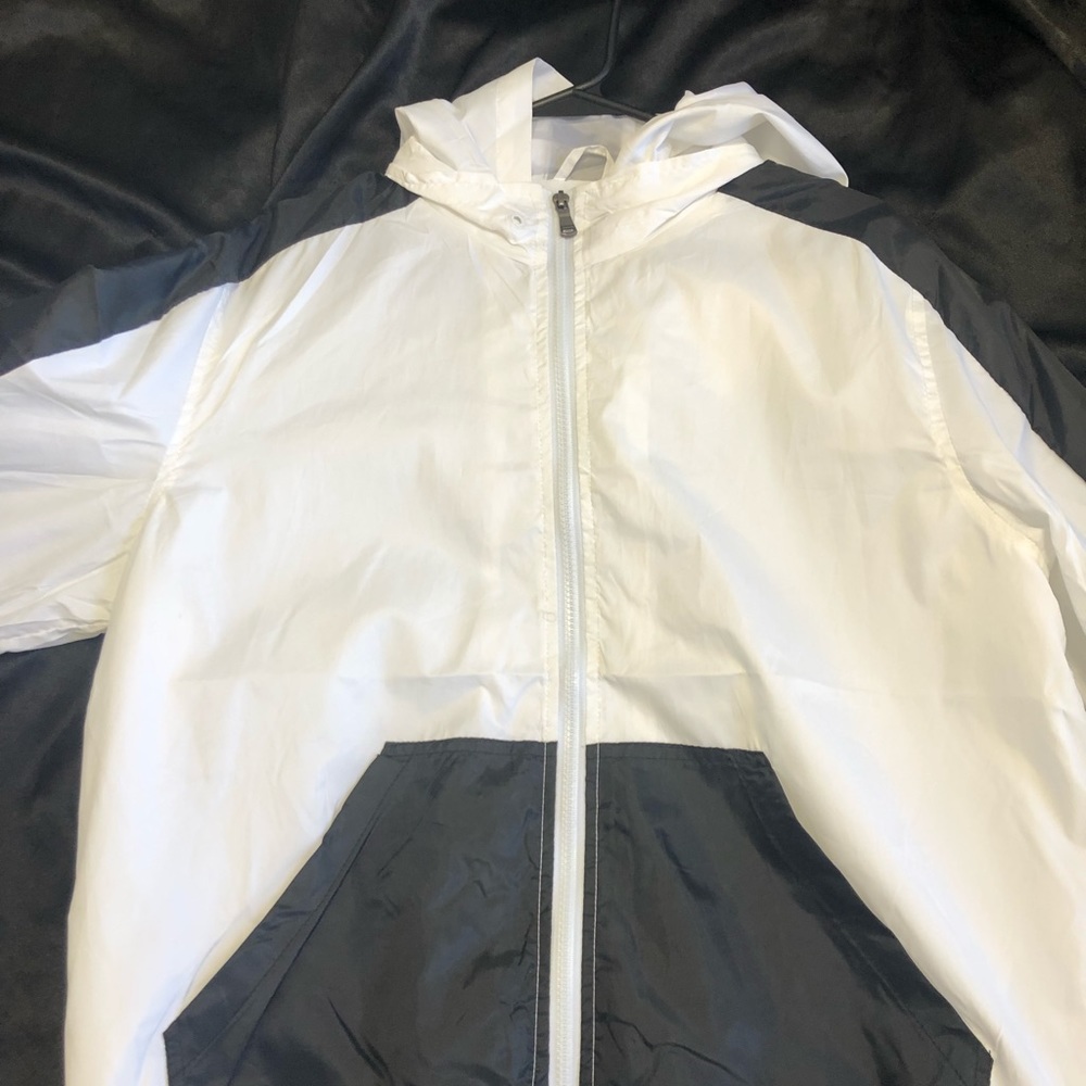 Men’s windbreaker